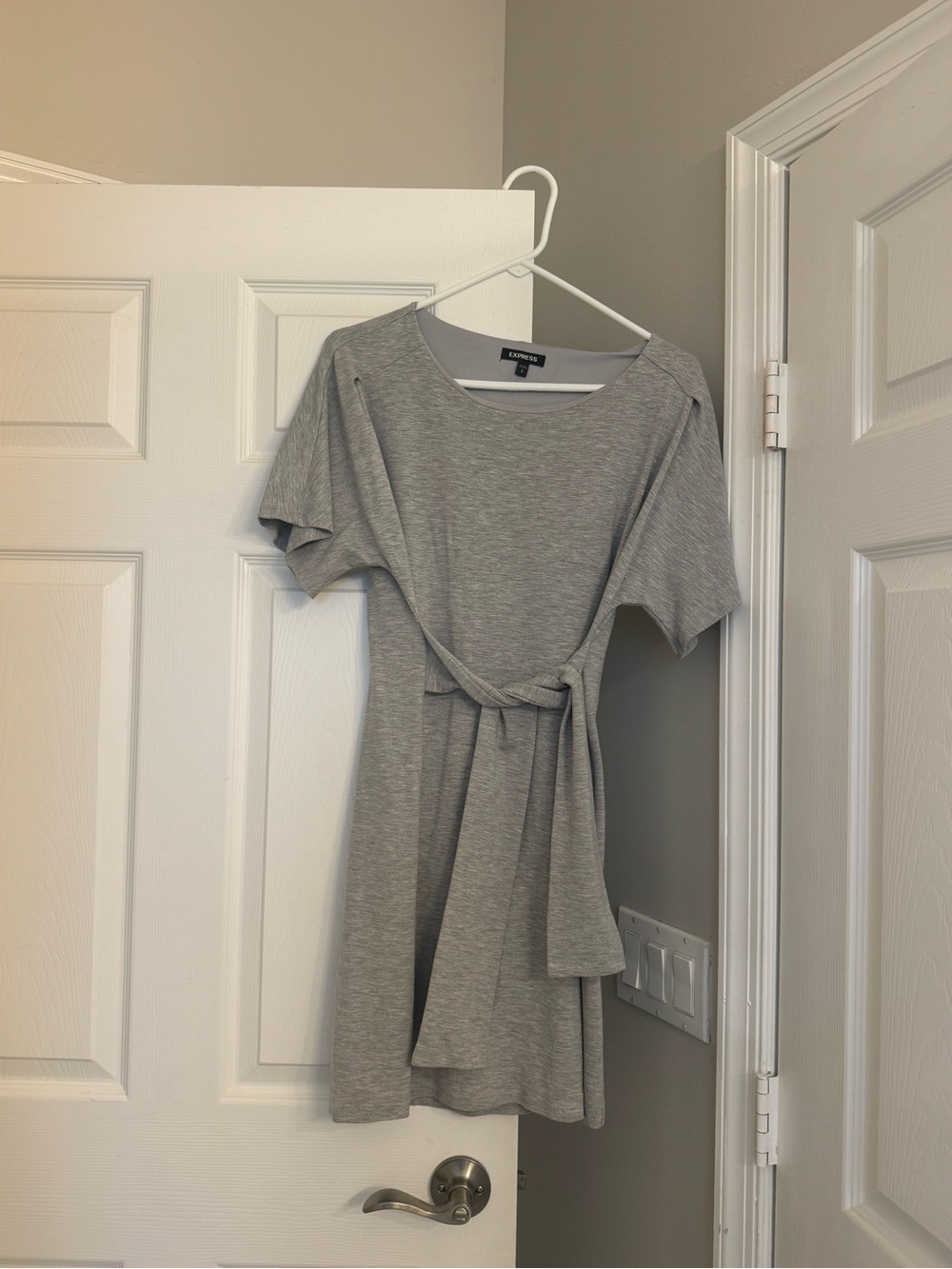 Express Light Gray Short Sleeve Tie-Waist Mini Dress